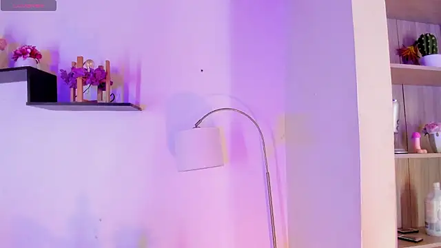 aghata jackson  online show from March 2026 02:23:01 PM