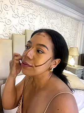 IvannaClaire online show from December 2025 02:12:02 PM