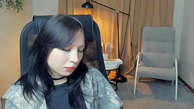 EthelynSeiler online show from November 2025 03:04:01 PM