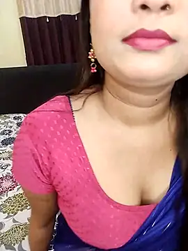Snapshot of MISS-MONA-HOTI chatting on November 2025 05:39:01 PM MISS-MONA-HOTI online show from November 2025 05:39:01 PM