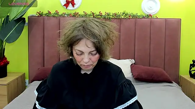 Valerie King online show from December 2025 01:30:02 AM