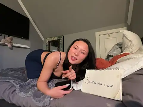 Lockig online show from April 2026 06:21:01 PM