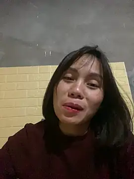 Trangbabylove online show from April 2026 04:24:01 PM