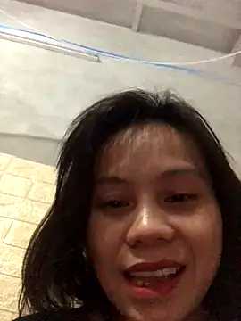 Snapshot of Trangbabylove chatting on December 2025 12:48:01 AM Trangbabylove online show from December 2025 12:48:01 AM