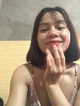 Trangbabylove online show from April 2026 03:02:02 AM