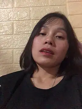 Snapshot of Trangbabylove chatting on November 2025 12:38:02 PM Trangbabylove online show from November 2025 12:38:02 PM