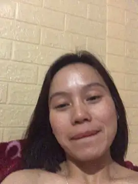 Snapshot of Trangbabylove chatting on December 2025 12:22:02 AM Trangbabylove online show from December 2025 12:22:02 AM