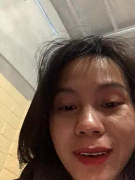 Snapshot of Trangbabylove chatting on December 2025 12:50:01 AM Trangbabylove online show from December 2025 12:50:01 AM