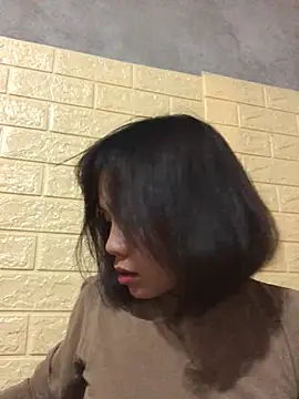 Trangbabylove online show from March 2026 06:03:01 PM