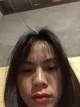 Trangbabylove online show from April 2026 08:59:01 PM