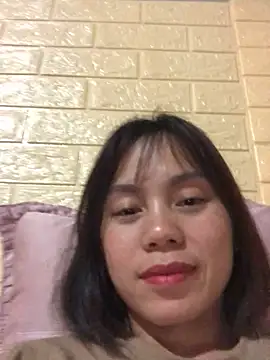 Trangbabylove online show from March 2026 06:18:02 AM