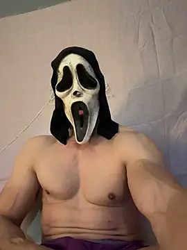 Snapshot of Luna_MaskedMan chatting on November 2025 10:14:02 PM Luna MaskedMan online show from November 2025 10:14:02 PM