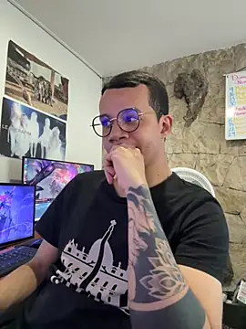 Snapshot of MarcoKostov chatting on November 2025 12:37:02 PM MarcoKostov online show from November 2025 12:37:02 PM