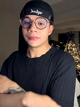 Snapshot of MarcoKostov chatting on November 2025 02:44:01 AM MarcoKostov online show from November 2025 02:44:01 AM