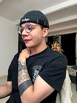 Snapshot of MarcoKostov chatting on November 2025 02:34:02 AM MarcoKostov online show from November 2025 02:34:02 AM