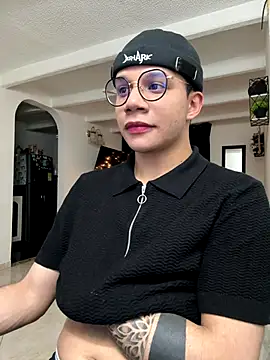 Snapshot of MarcoKostov chatting on November 2025 02:43:02 AM MarcoKostov online show from November 2025 02:43:02 AM