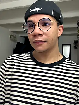 Snapshot of MarcoKostov chatting on November 2025 03:44:01 AM MarcoKostov online show from November 2025 03:44:01 AM