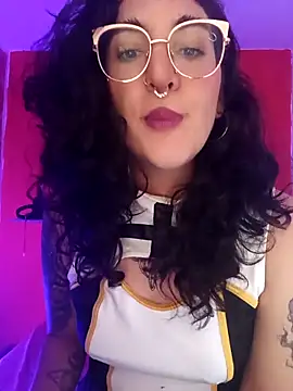 Melinerd online show from February 2026 05:18:01 PM