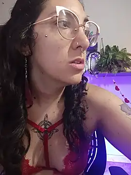 Melinerd online show from May 2026 06:03:01 PM