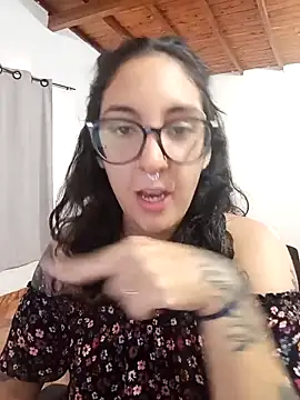 Melinerd online show from December 2025 05:03:02 PM