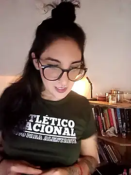 Melinerd online show from January 2026 05:17:02 PM