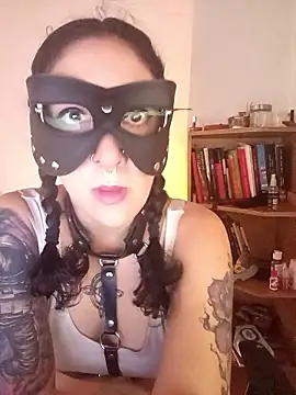 Melinerd online show from January 2026 05:20:01 PM