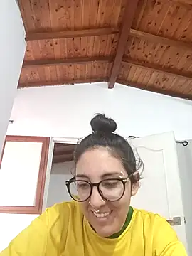 Melinerd online show from November 2025 08:42:01 PM