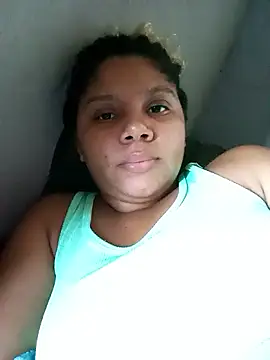 Snapshot of putinha__esthefany chatting on November 2025 07:17:01 PM putinha esthefany online show from November 2025 07:17:01 PM