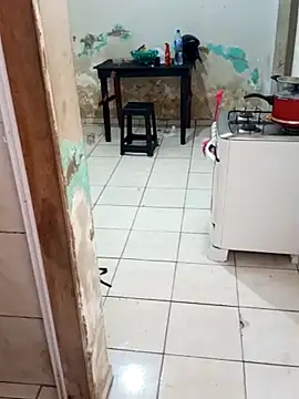 Snapshot of putinha__esthefany chatting on November 2025 11:46:02 AM putinha esthefany online show from November 2025 11:46:02 AM