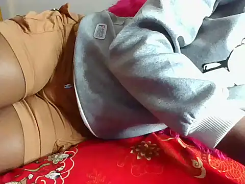 Snapshot of Naughtybadgal chatting on November 2025 06:23:02 PM Naughtybadgal online show from November 2025 06:23:02 PM