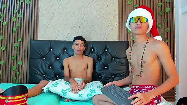 Snapshot of LiamSammer chatting on December 2025 05:55:02 AM LiamSammer online show from December 2025 05:55:02 AM