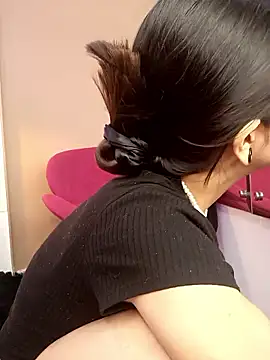 VelvetNovaa online show from November 2025 12:27:02 PM