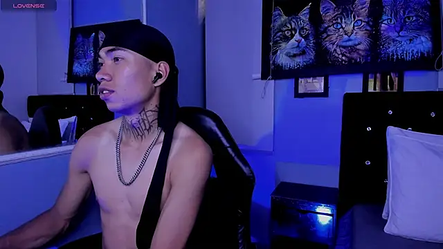 frewfunn online show from November 2025 03:40:02 AM