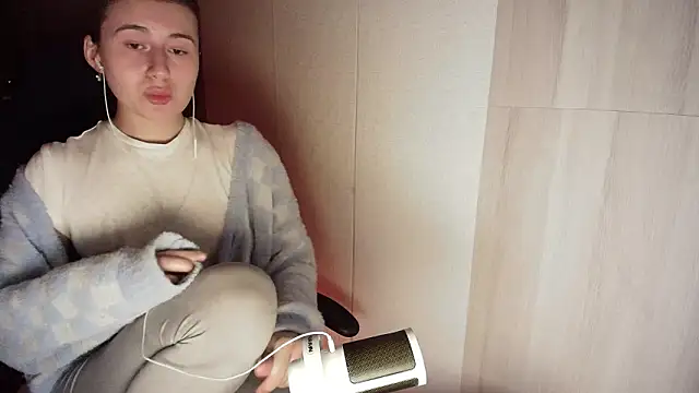 KristinaScott online show from March 2026 08:13:01 PM