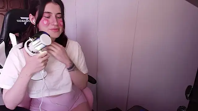 KristinaScott online show from February 2026 02:50:02 PM