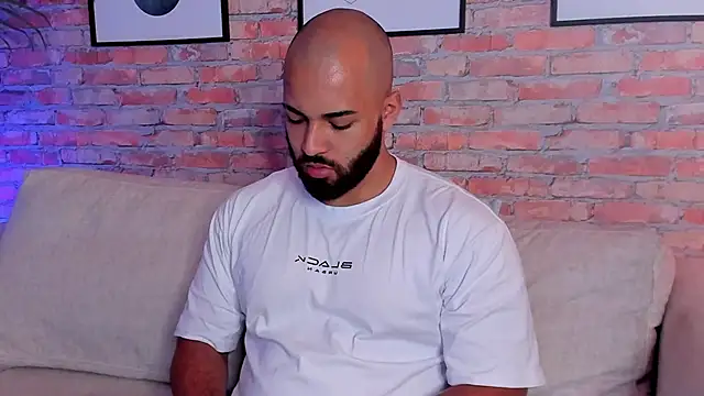 Chris Varden online show from April 2026 02:43:01 PM