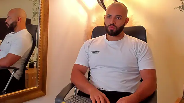 Chris Varden online show from May 2026 03:06:01 AM