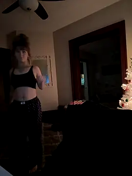 sofrancy online show from December 2025 10:43:02 PM