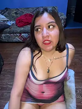 love queen02 online show from March 2026 12:18:01 AM