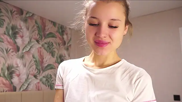 Snapshot of AnnabelleMaine chatting on November 2025 05:11:02 AM AnnabelleMaine online show from November 2025 05:11:02 AM