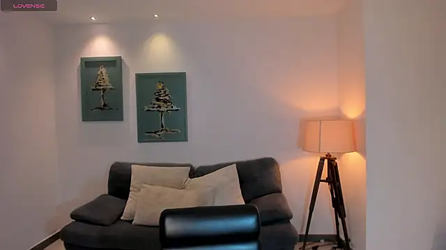 HaileyRoss  online show from February 2026 11:52:01 AM