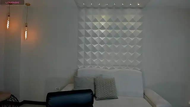 SophieLanne online show from March 2026 04:28:02 AM