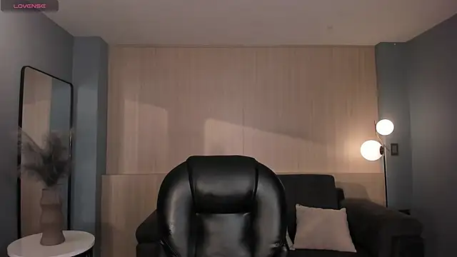 SophieLanne online show from January 2026 04:08:01 AM