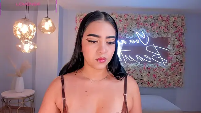 SophieLanne online show from February 2026 04:12:02 AM