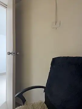 LaraDanverss online show from March 2026 07:04:02 PM