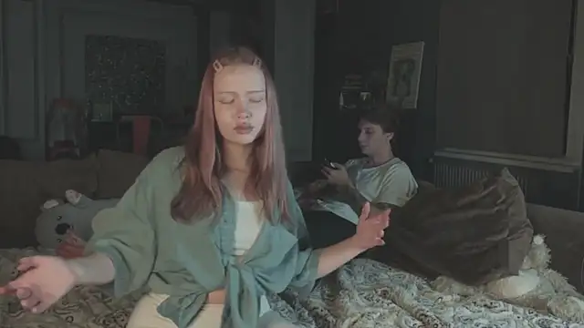 Snapshot of Frend_Zone chatting on November 2025 11:19:01 PM Frend Zone online show from November 2025 11:19:01 PM