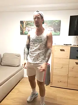 Snapshot of Mystery_Mark chatting on March 2026 05:53:01 PM Mystery Mark online show from March 2026 05:53:01 PM