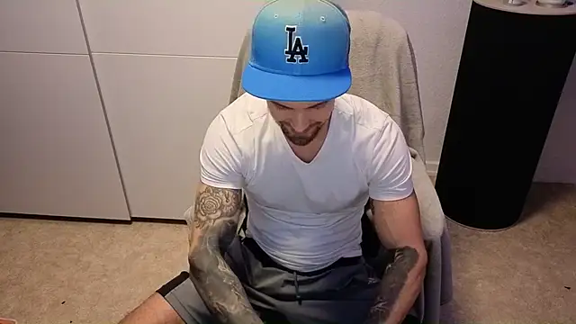 Mystery Mark online show from December 2025 08:39:01 PM