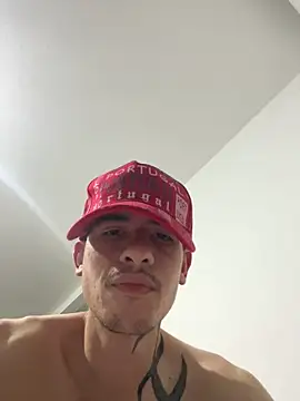 Snapshot of crowley_bc chatting on November 2025 09:29:01 PM crowley bc online show from November 2025 09:29:01 PM