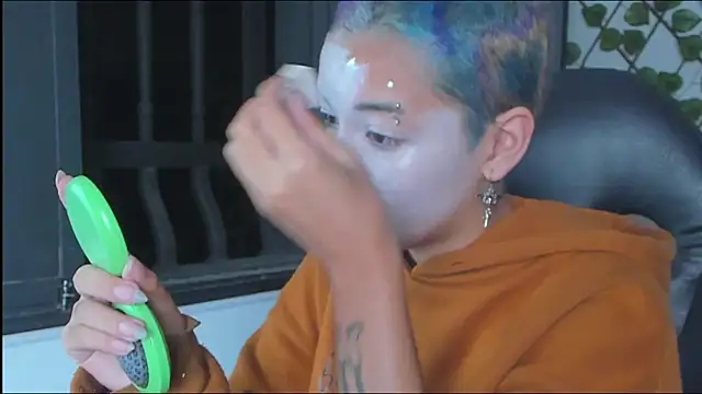 Anny Kiitty online show from November 2025 04:01:02 AM